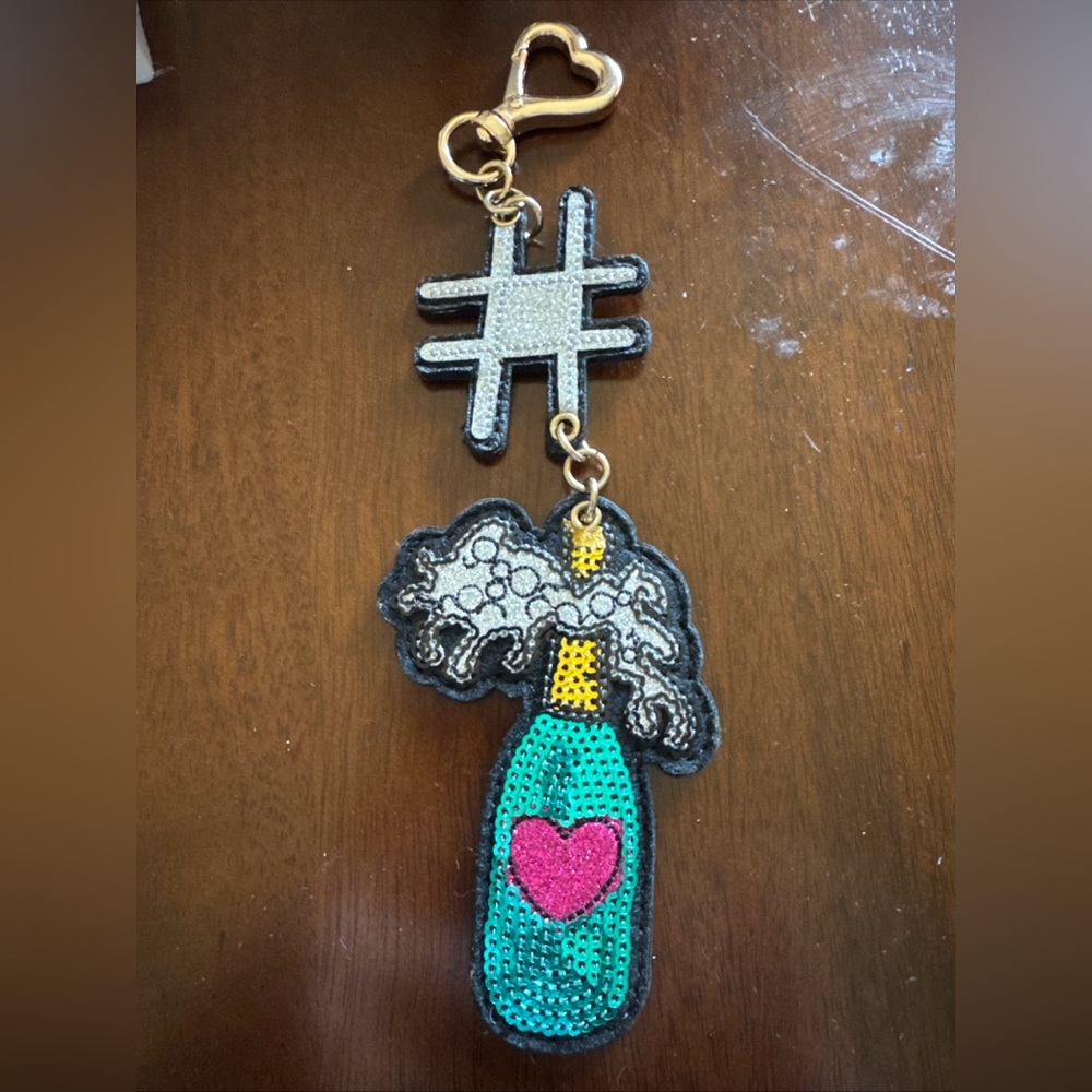 Betsey Johnson Hashtag Bubbly Champagne Bag Charm Or Key Chain